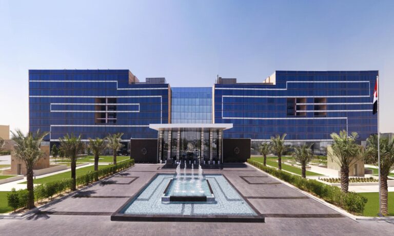 The Gateway of the Sea: Fairmont Bab Al Bahr, Abu Dhabi