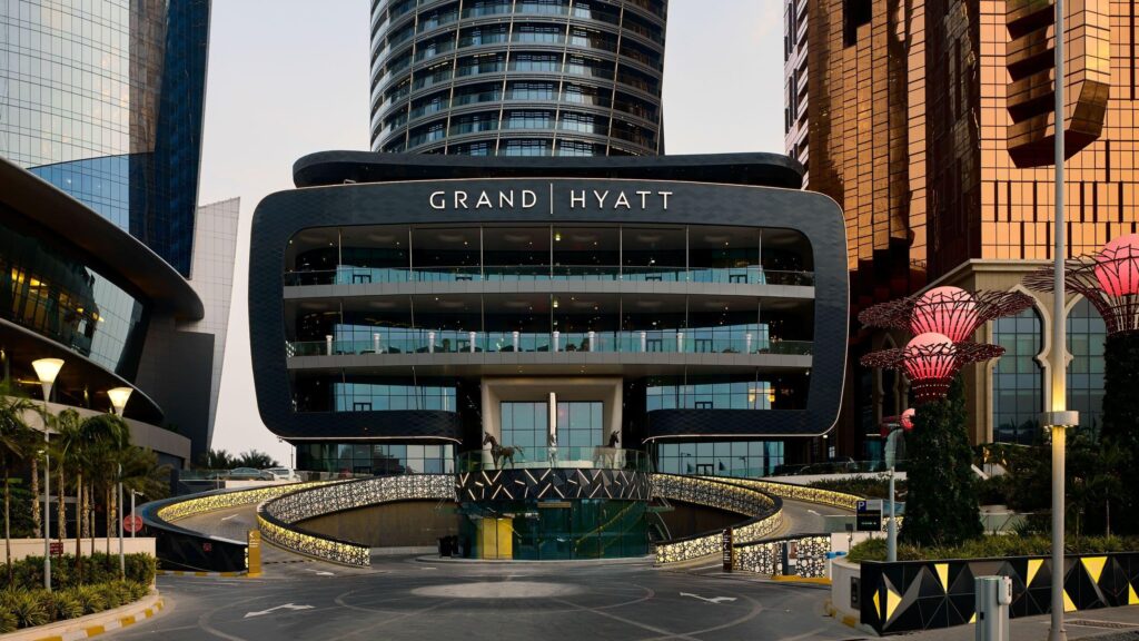 The stepped Art Deco tower of the Emirates Pearl on the West Corniche