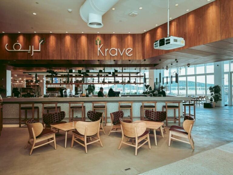 Krave Al Qana: Clean Eating with a Waterfront View and No Interest in Punishment
