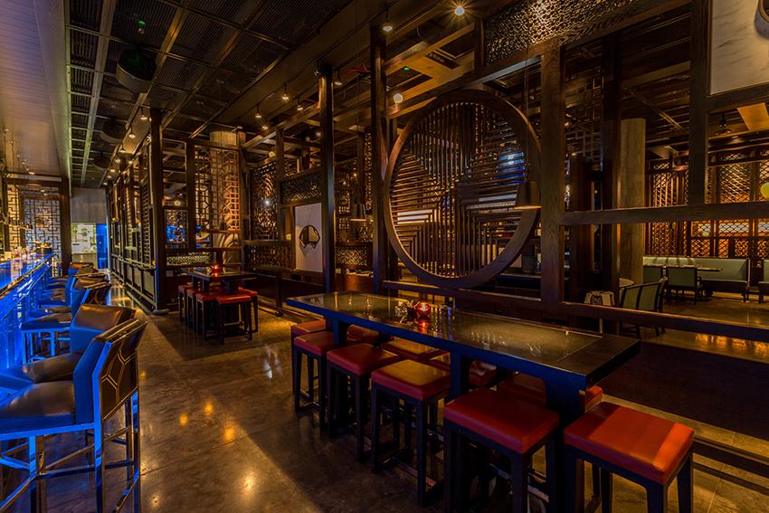 Hakkasan Abu Dhabi dining room at Emirates Palace Mandarin Oriental