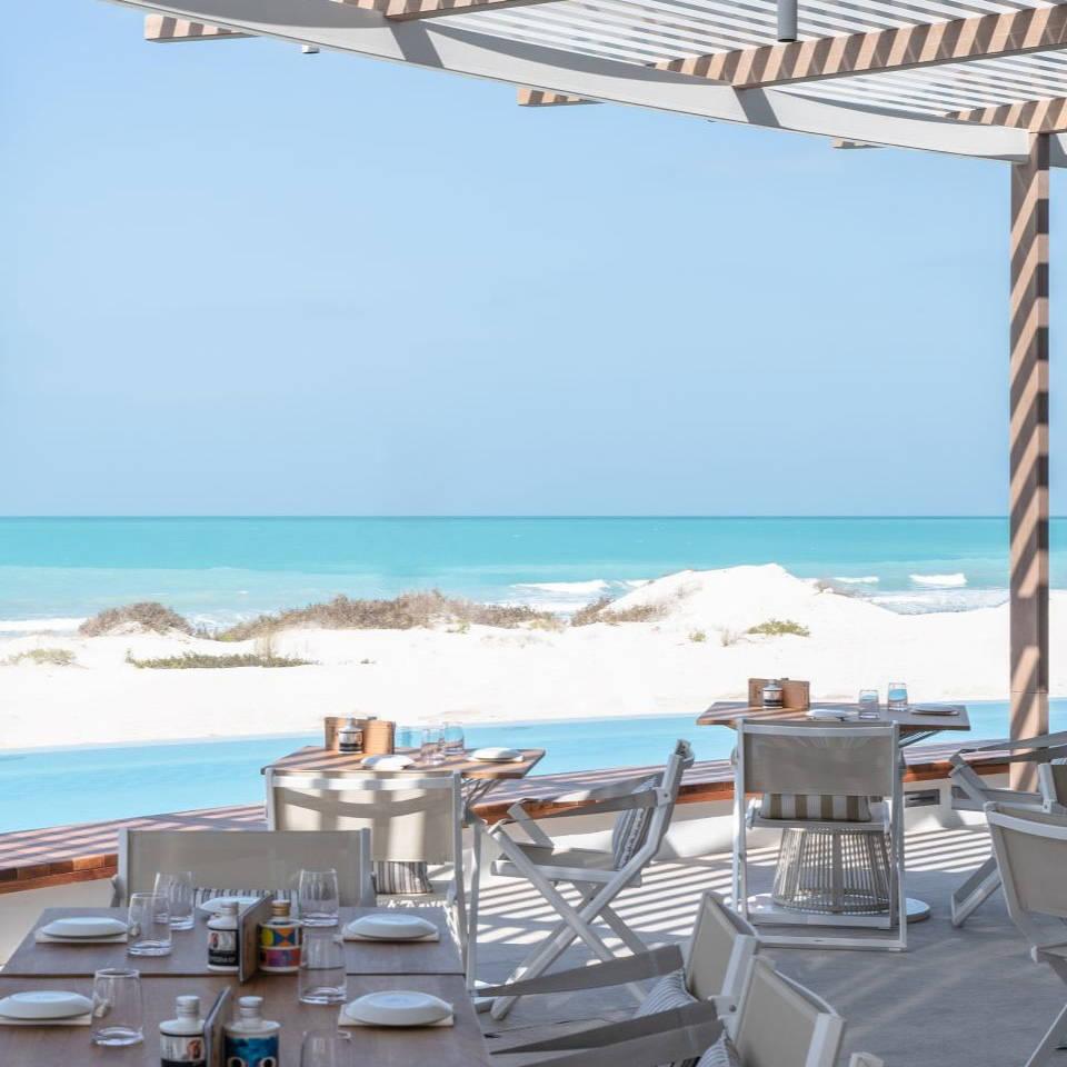 SAL Saadiyat Island beach club and infinity pool at Jumeirah