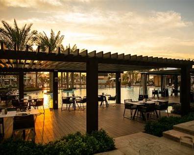 Turtle Bay Bar & Grill at Saadiyat Rotana near the beach