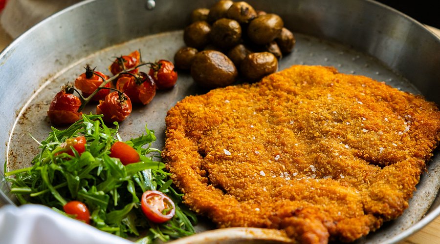 Italian dishes at TOTÓ Abu Dhabi on Saadiyat Island