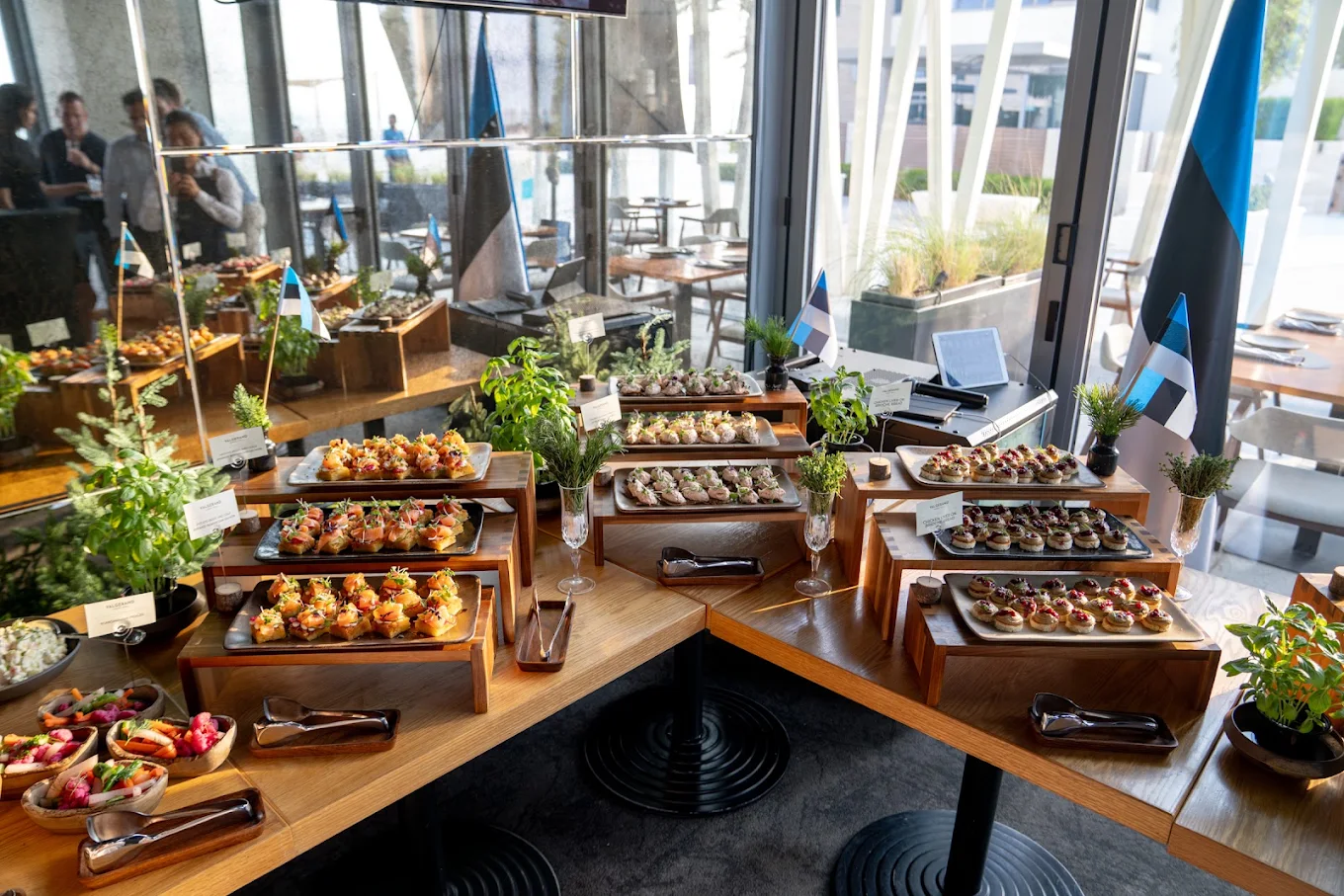 Breakfast buffet and Middle Eastern dishes at Vendôme Emirates Palace