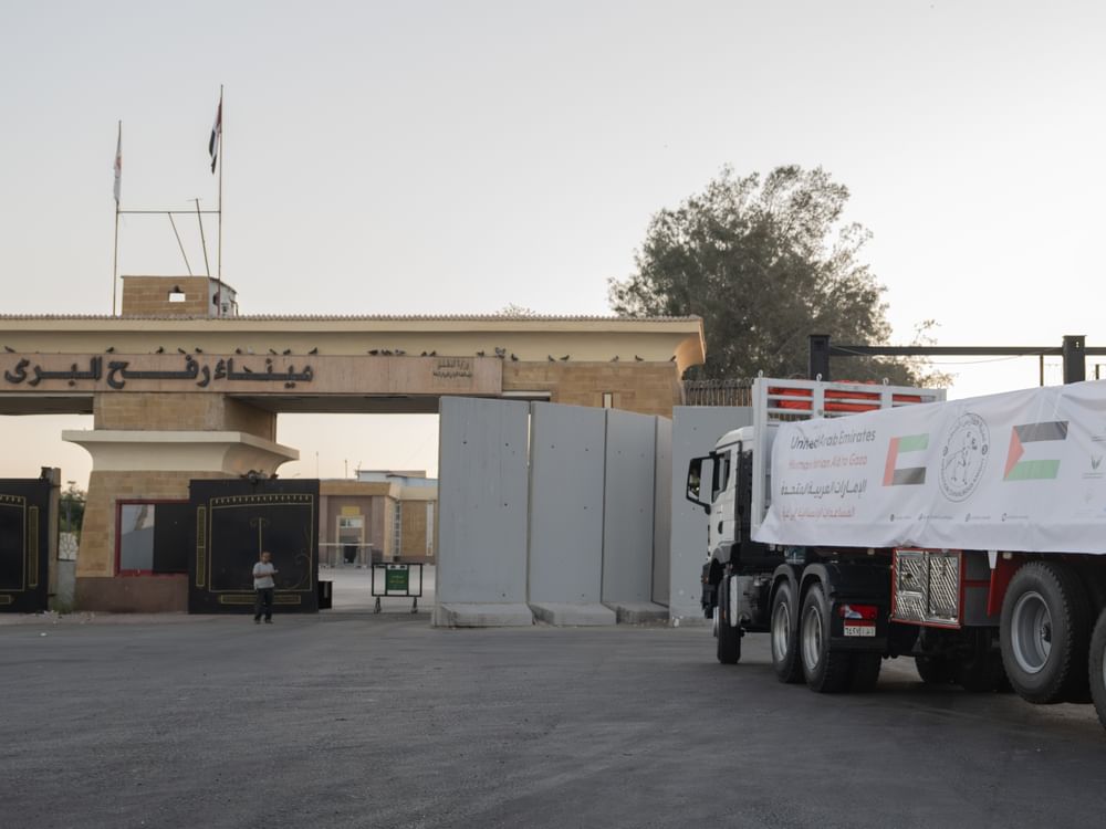 Four UAE aid convoys carrying 781 tonnes enter Gaza under Operation Chivalrous Knight 3