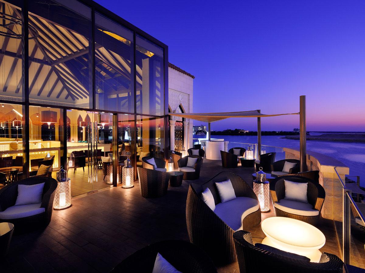 Evening waterfront dining and live entertainment at Byblos Sur Mer Abu Dhabi