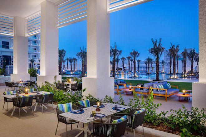 Family weekend brunch at Graphos Social Kitchen with Hilton Yas Island pool access