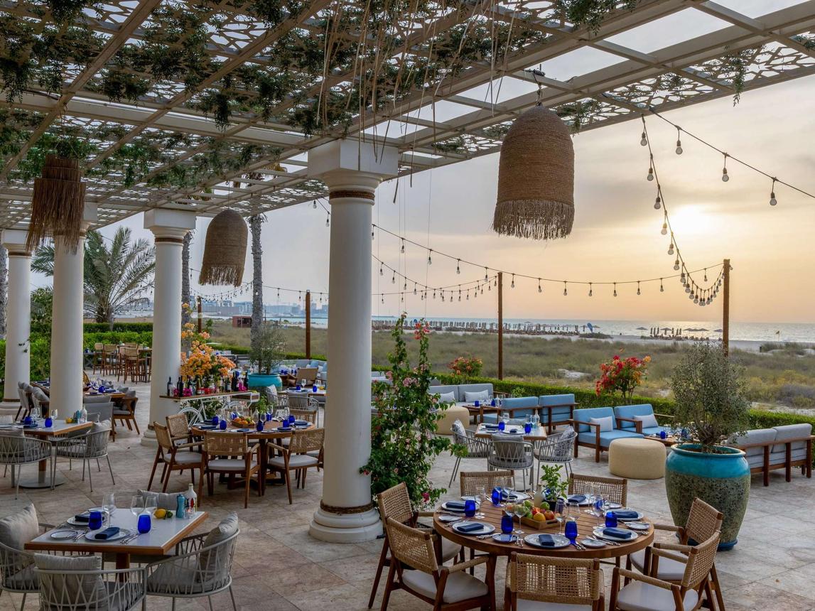 Al fresco Italian dining at Si Ristorante within Saadiyat Rotana