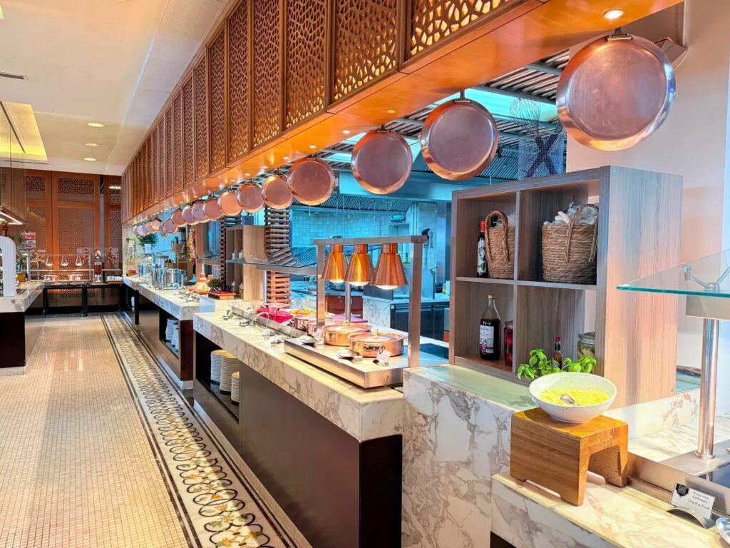 Artisan Kitchen at Bab Al Qasr: Live Stations, Local Produce and a Grand Corniche Setting
