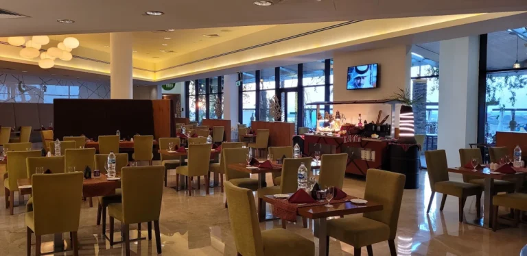 Assymetri: The International Dining Room at the Newly Reframed Yas Plaza Mangroves