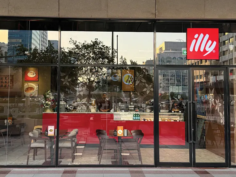 Illy Café
