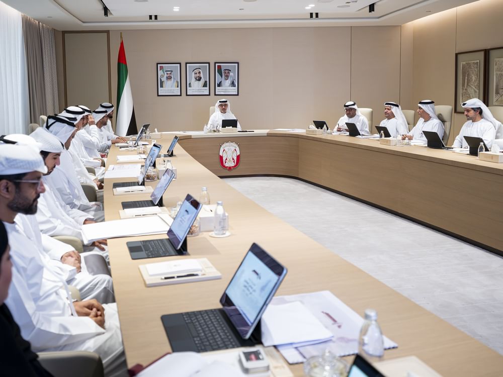 Sheikh Hazza reviews Al Ain sports and heritage plans with Abu Dhabi Councils
