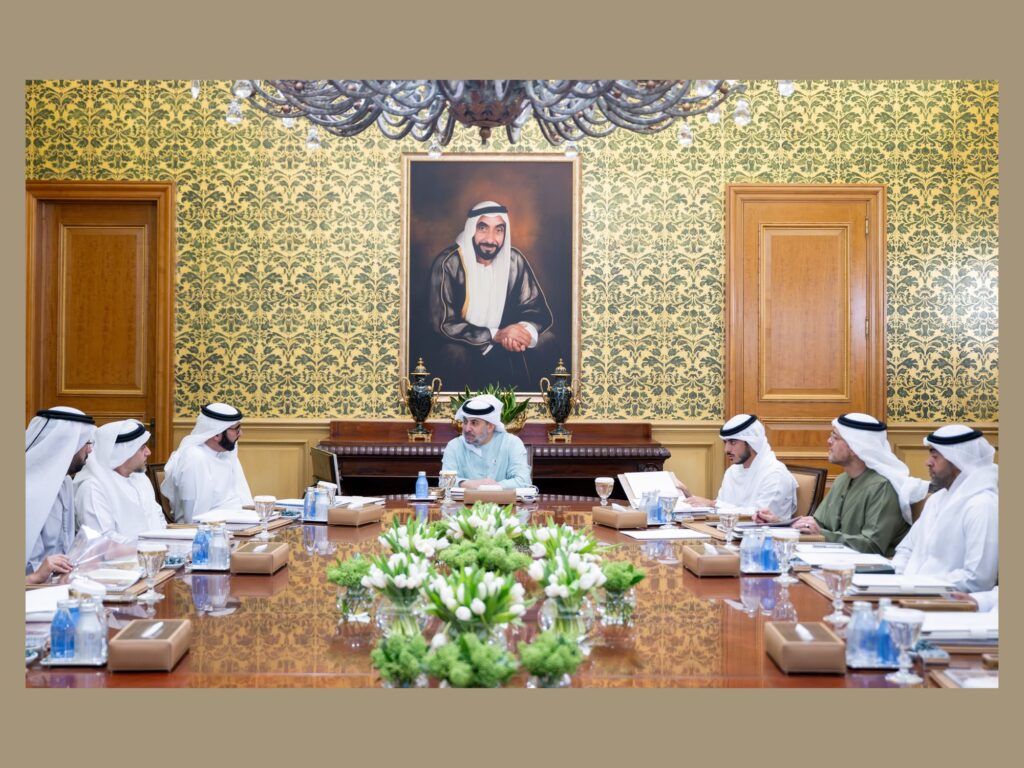 Sheikh Hamdan bin Zayed Reviews Environment Agency's Landmark Environmental Achievements