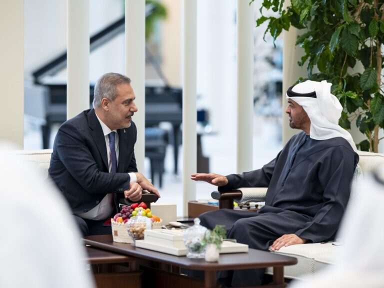 UAE President Receives Turkish Foreign Minister in Strategic Bilateral Meeting