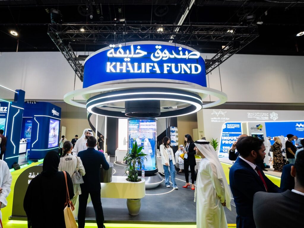 Khalifa Fund Presents Ten Emirati AI Enterprises at Abu Dhabi Technology Summit