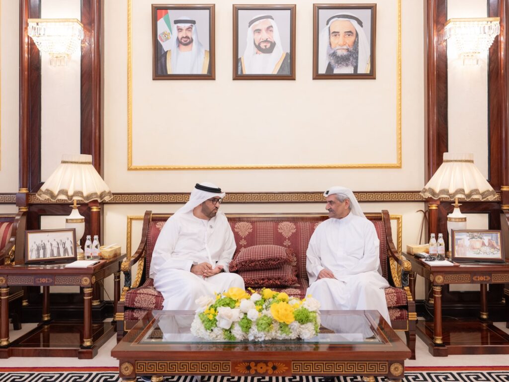 Fujairah Ruler Meets Minister to Advance Industrial and Technological Development