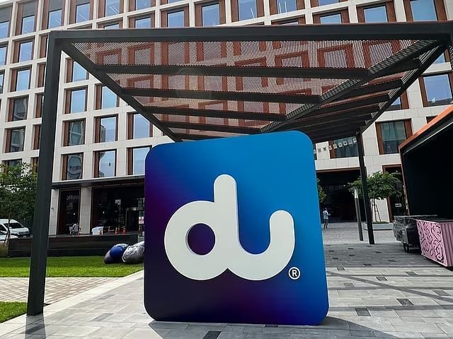 du Achieves Record 5G+ Speeds at Mall of the Emirates