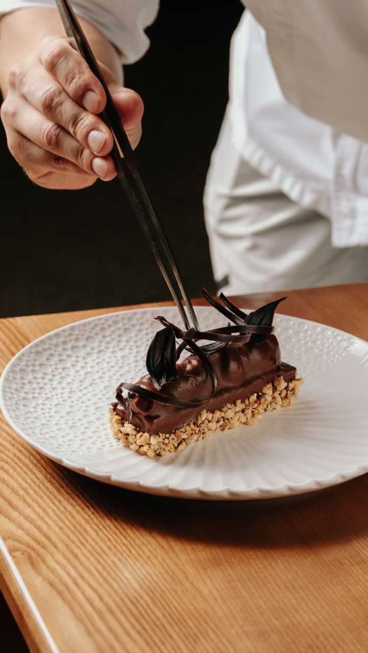 Aishazza Unveils Decadent New Chocolate Dessert