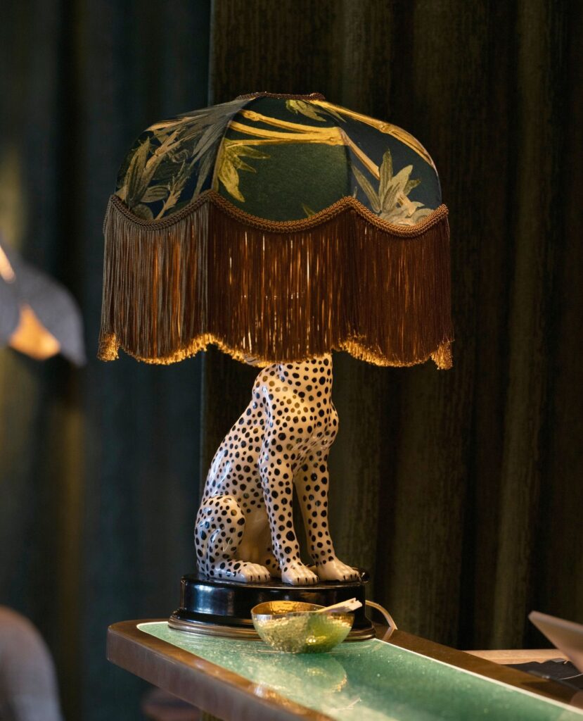 Flamingo Room by tashas