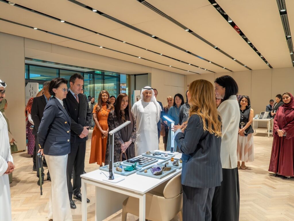 Sheikha Bodour Al Qasimi inaugurates Library Corner by L'ÉCOLE at House of Wisdom