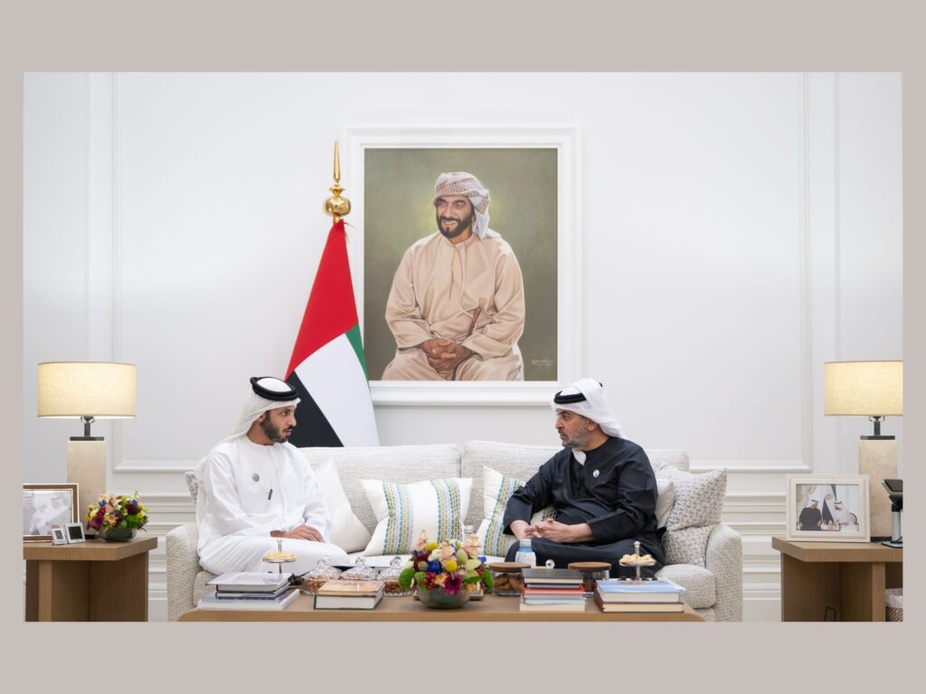 Sheikh Hamdan Receives Senior Officials to Review Drug Prevention and Arabian Horse Development