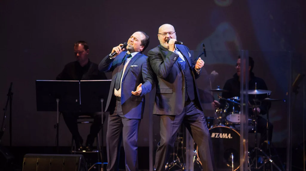 Tenors of the XXI Century: World Hits About Love